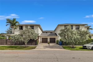 233 NE 11th St, Fort Lauderdale, FL 33304 - MLS#A11871840
