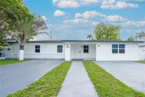 7400 SW 37th St, Miami, FL 33155 - MLS#A11871911