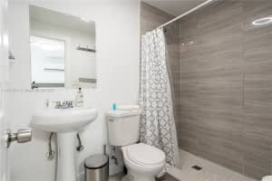 7400 SW 37th St, Miami, FL 33155 - MLS#A11871911