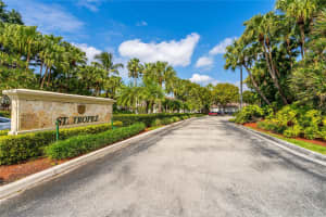 6644 NW 107th PL, Doral, FL 33178 - MLS#A11871931
