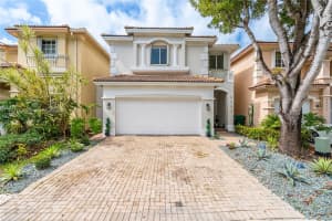 6644 NW 107th PL, Doral, FL 33178 - MLS#A11871931