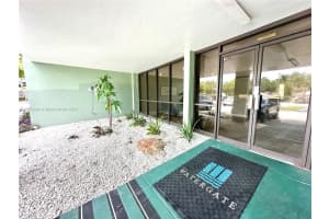 2771 Taft St 302, Hollywood, FL 33020 - MLS#A11871939