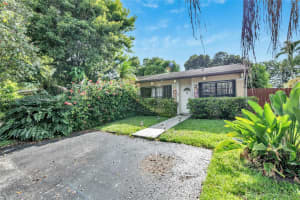 13447 SW 101st Ln 13447, Miami, FL 33186 - MLS#A11871960