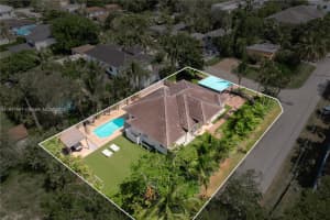 6495 SW 83rd St, Miami, FL 33143 - MLS#A11871987