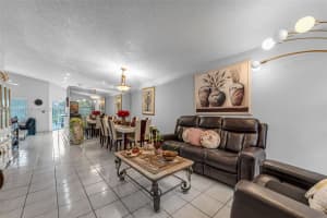 8101 Sw 159th Ct Miami, FL 33193 - MLS#A11871990