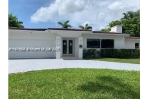 1310 Blue Rd 1310, Coral Gables, FL 33146 - MLS#A11871998