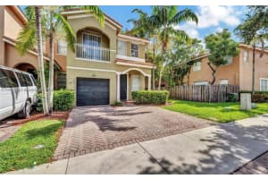 2475 Se 15th Ct 2475, Homestead