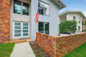 537 Menendez Ave 537, Coral Gables, FL 33146 - MLS#A11872015