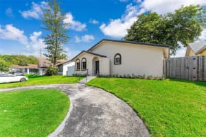 13621 SW 287th Ln, Homestead, FL 33033 - MLS#A11872025