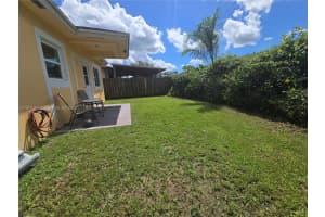 208 SW 15th Pl 1, Homestead, FL 33030 - MLS#A11872065