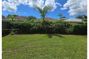 208 SW 15th Pl 1, Homestead, FL 33030 - MLS#A11872065