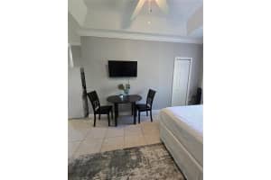 208 SW 15th Pl 2, Homestead, FL 33030 - MLS#A11872066