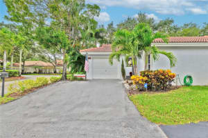 1361 Seagrape Cir, Weston, FL 33326 - MLS#A11872071