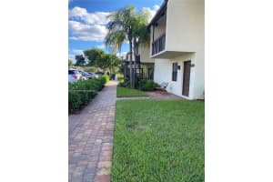 721 SE 1st Way B18, Deerfield Beach, FL 33441 - MLS#A11872076