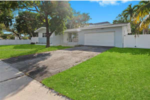 3812 N Circle Dr 0, Hollywood, FL 33021 - MLS#A11872077