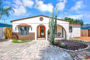 121 Nw 55th St, Oakland Park