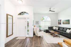 14275 NW 18th Pl, Pembroke Pines, FL 33028 - MLS#A11872124