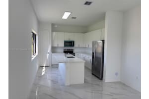 18902 SW 316th St, Homestead, FL 33030 - MLS#A11872129