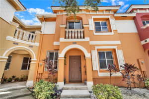 8902 SW 19th St, Miramar, FL 33025 - MLS#A11872147