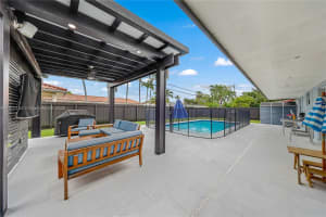 9271 SW 58 Terr, Miami, FL 33173 - MLS#A11872152