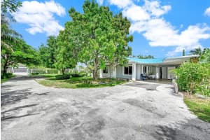 9340 SW 174th St, Palmetto Bay, FL 33157 - MLS#A11872164