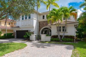 1114 Vintner Blvd Palm Beach Gardens, FL 33410 - MLS#A11872171