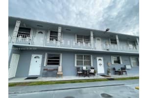 10983 SW 4th St 4, Sweetwater, FL 33174 - MLS#A11872203