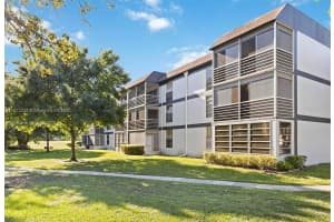 8350 Sands Point Blvd E201, Tamarac