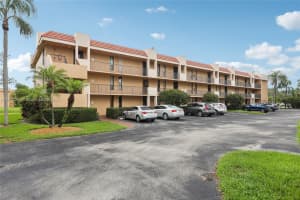 5732 Coral Lake Dr 308, Margate, FL 33063 - MLS#A11872263