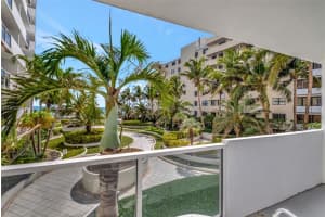 100 Lincoln Rd 417, Miami Beach