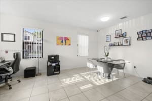 9287 W 33rd Ln, Hialeah, FL 33018 - MLS#A11872322