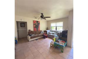 2921 NW 66th St, Miami, FL 33147 - MLS#A11872323
