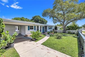 228 SW 3rd Ter, Dania Beach, FL 33004 - MLS#A11872330