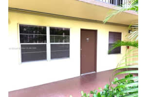 13500 SW 1st St 104U, Pembroke Pines, FL 33027 - MLS#A11872347