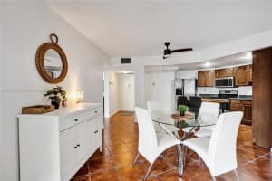 1000 Parkview Dr 412, Hallandale Beach, FL 33009 - MLS#A11872353