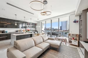 3250 Ne 188th St 607, Aventura