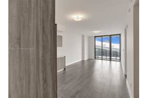 2960 Ne 207th St 1108, Aventura