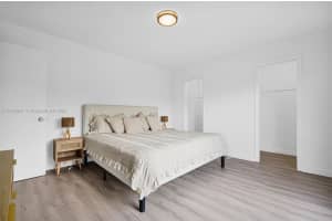 13210 Memorial Hwy 207, North Miami, FL 33161 - MLS#A11872381