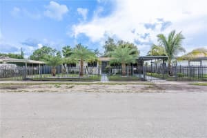 1262 Nw 172nd Ter, Miami Gardens