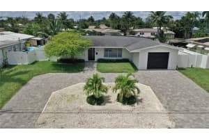 1731 SW 3rd Ave, Pompano Beach, FL 33060 - MLS#A11872410
