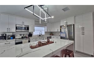 1731 SW 3rd Ave, Pompano Beach, FL 33060 - MLS#A11872410