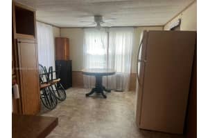 14725 NW 1 RV#4, Okeechobee, FL 34972 - MLS#A11872428
