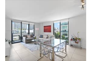 31 SE 6th St 802, Miami, FL 33131 - MLS#A11872441