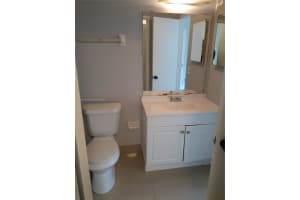 5842 NW 21st St 42-B, Lauderhill, FL 33313 - MLS#A11872472