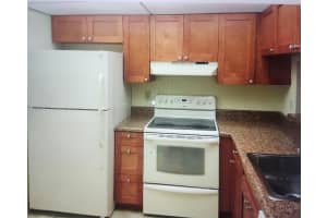 9450 Poinciana Pl 205 Davie, FL 33324 - MLS#A11872485