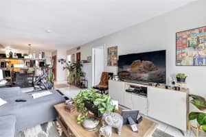 7830 Dickens Ave 202, Miami Beach
