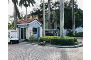 8520 Sw 212th St 206, Cutler Bay