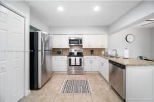 1769 NE 45th St 1769, Oakland Park, FL 33334 - MLS#A11872529
