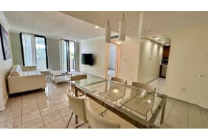 1623 Collins Ave 511, Miami Beach, FL 33139 - MLS#A11872537