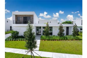16740 N Botaniko Dr N, Weston, FL 33326 - MLS#A11872540